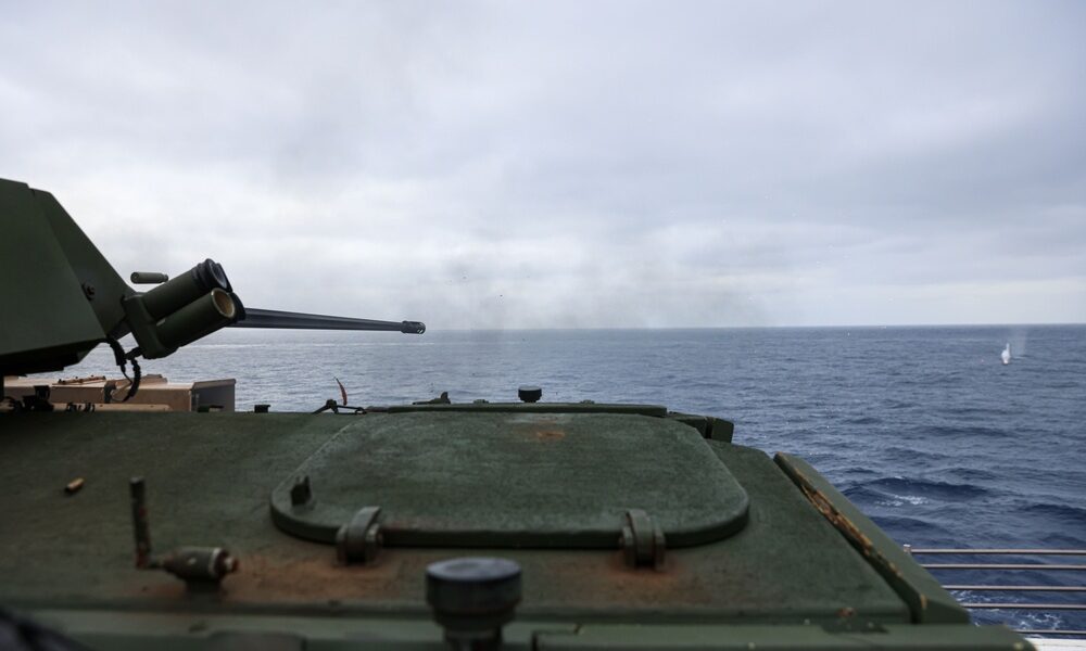 LAV-25: Light Armored Vehicle Capabilities